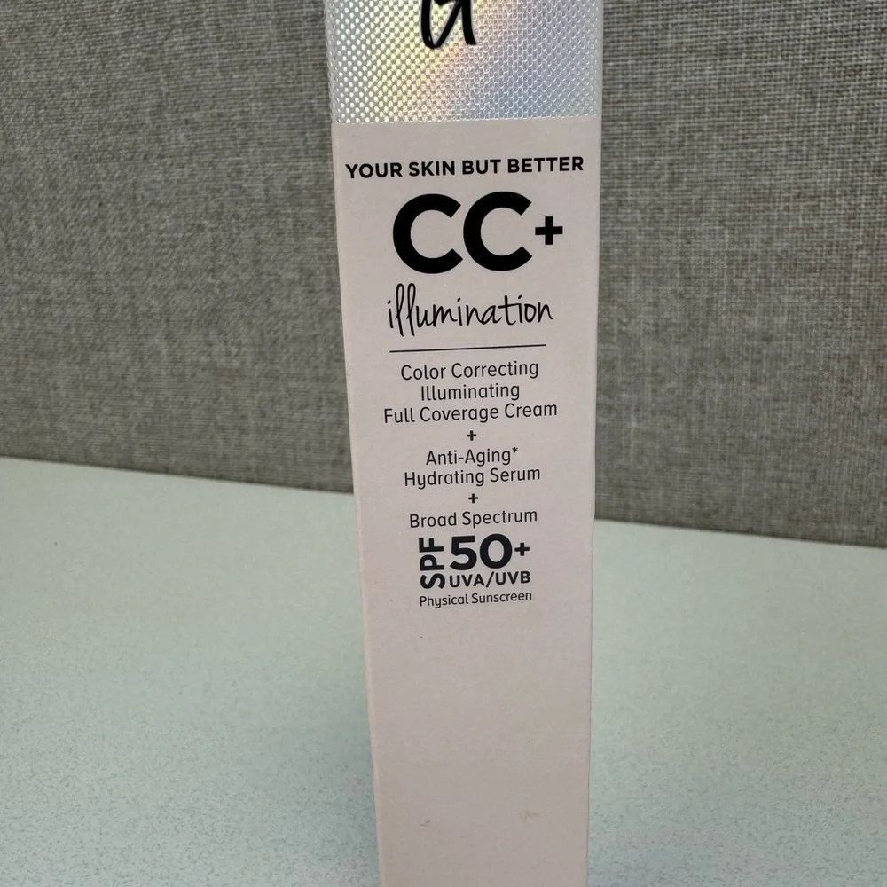 Fair Shade it CC+ Illumination foundation. - Picture 2 of 4